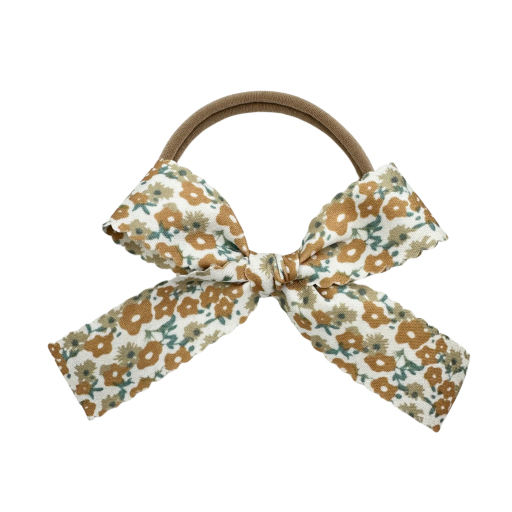 Rust Floral Scallop :: Ribbon Mini Explorer Bow