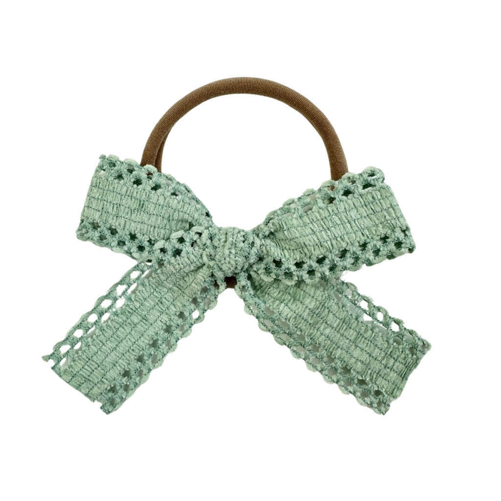 Sage Velvet Scallop :: Ribbon Mini Explorer Bow