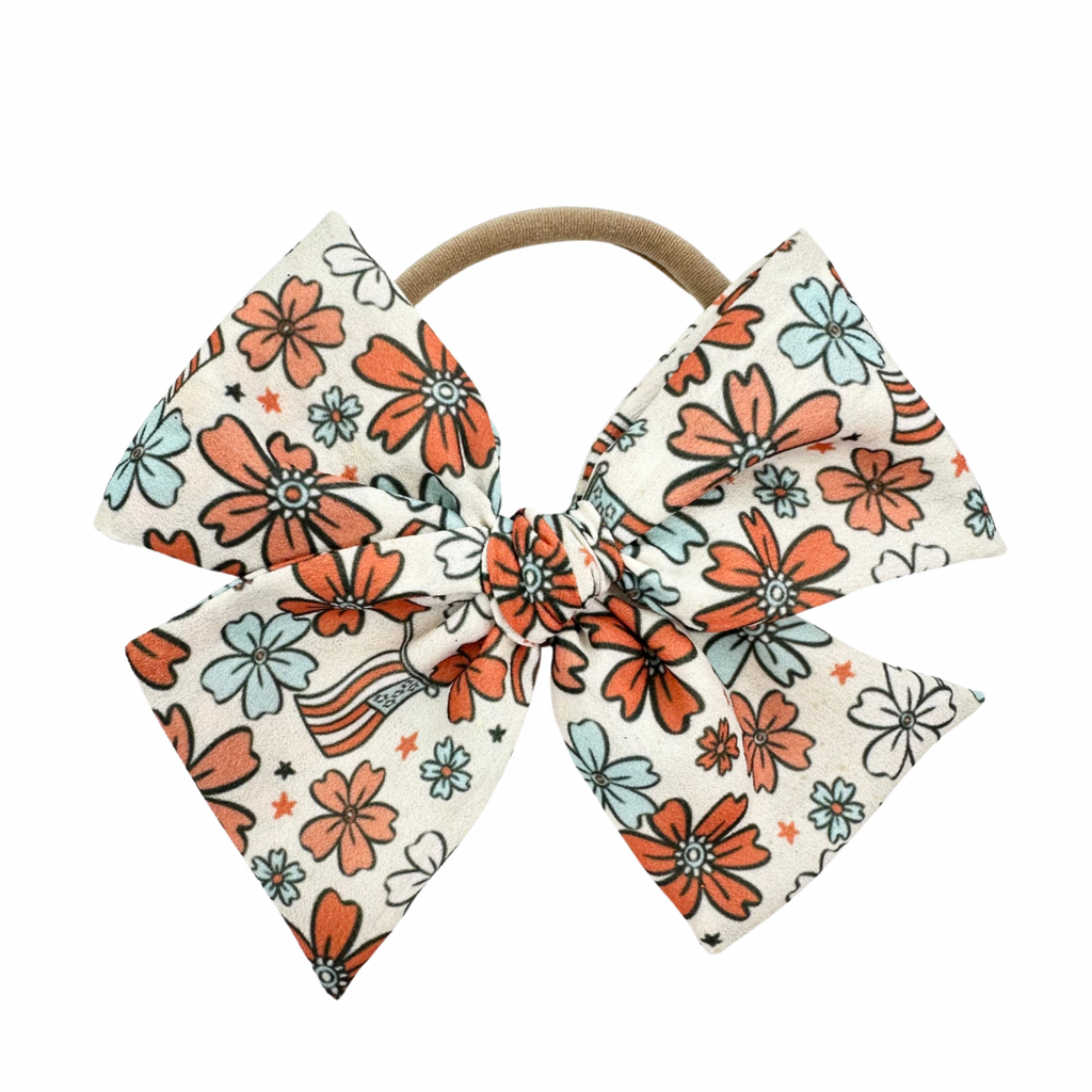 Betsy Floral :: Voyager Bow